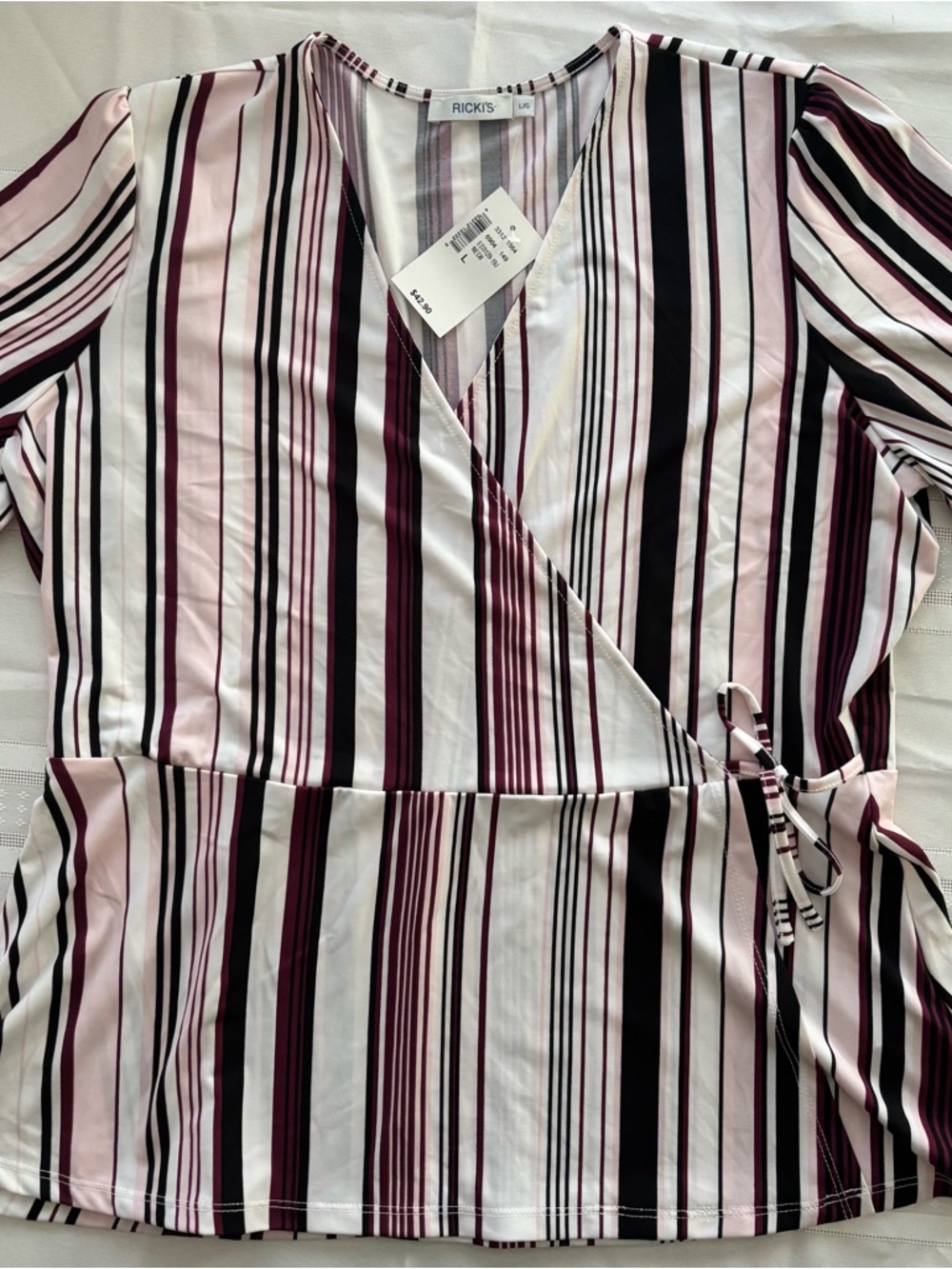 ☀️ 3 for $25 Ricki's Large BNWT Pink, White & Black Striped Wrap Top w/peplum